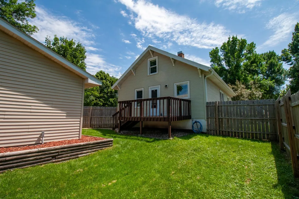 102 W Beech Avenue W Fergus Falls, MN 56537