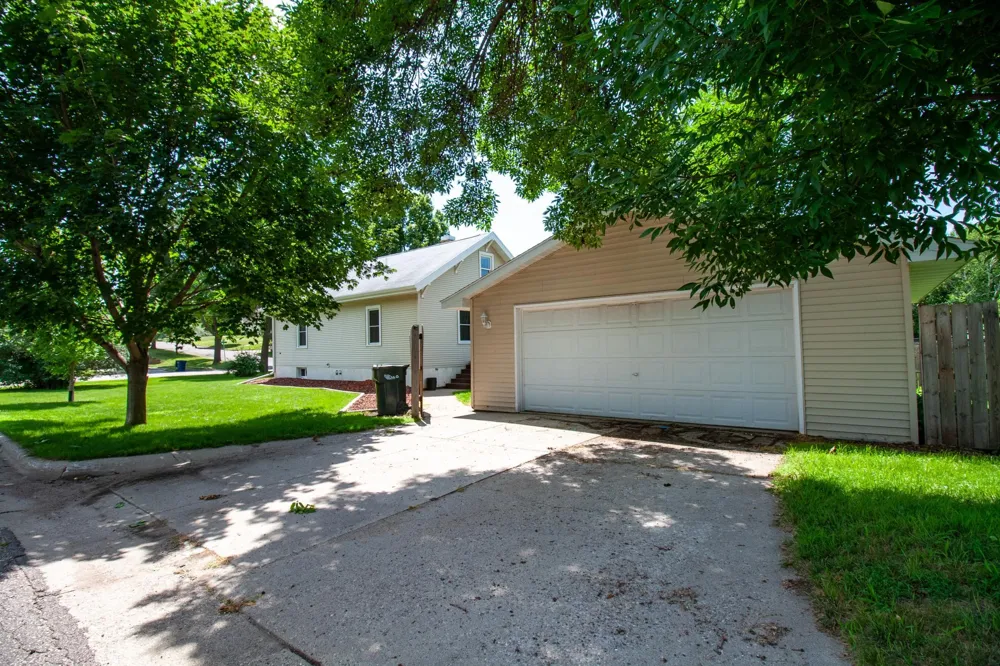 102 W Beech Avenue W Fergus Falls, MN 56537