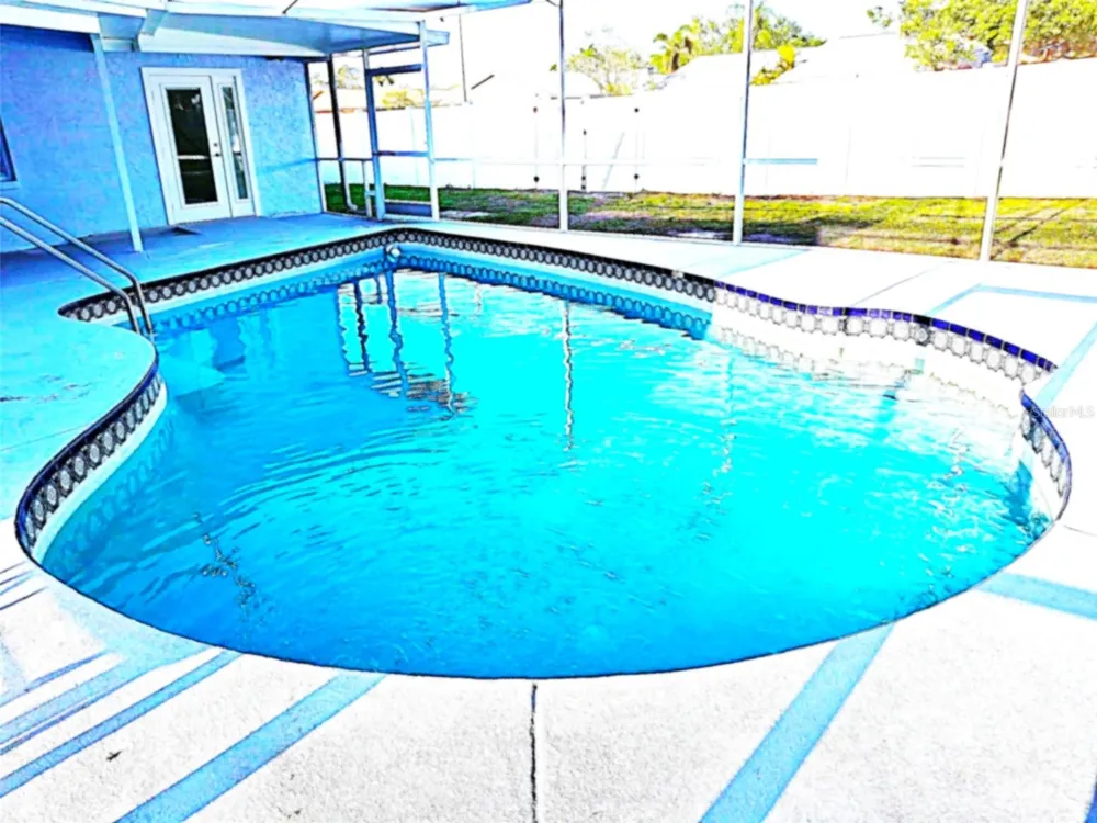 8308 123RD AVENUE Largo, FL 33773