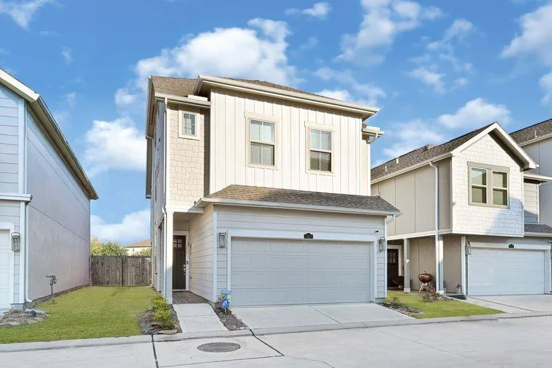 1913 Kirby Landing Drive Houston, TX 77051
