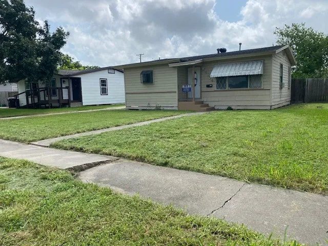 4954 JoAnn Corpus Christi, TX 78415