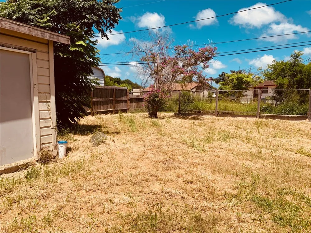 4954 JoAnn Corpus Christi, TX 78415