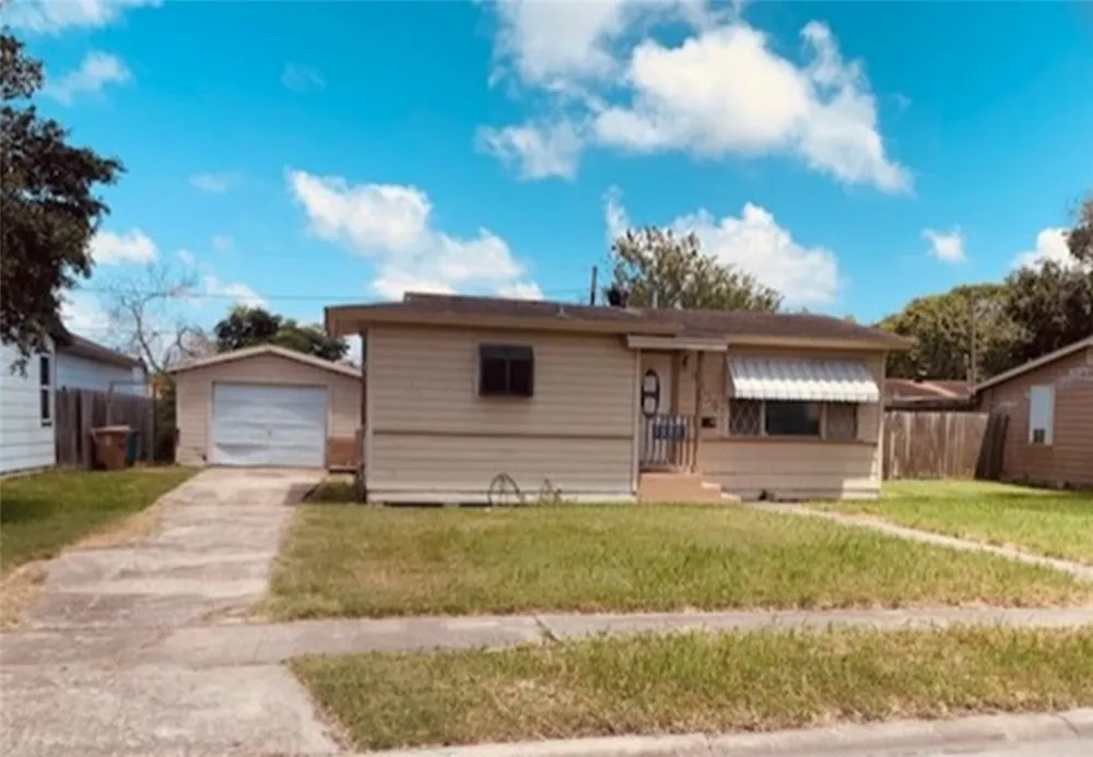 4954 JoAnn Corpus Christi, TX 78415