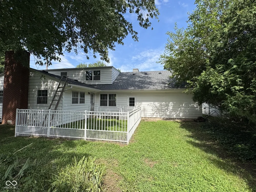 313 S 32nd Street Terre Haute, IN 47803