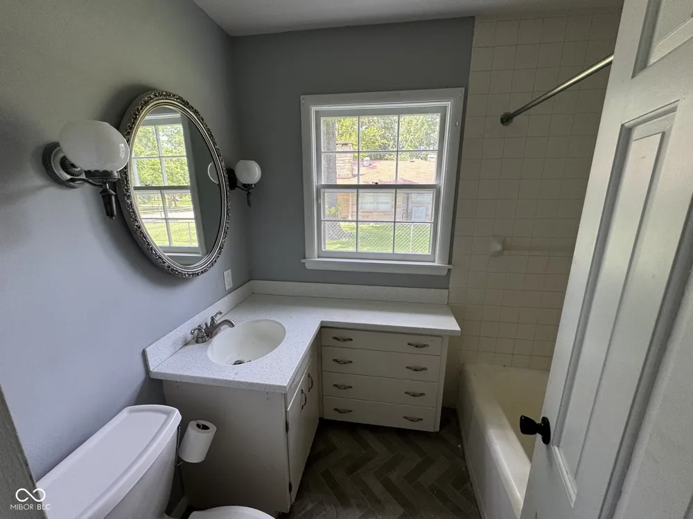 313 S 32nd Street Terre Haute, IN 47803