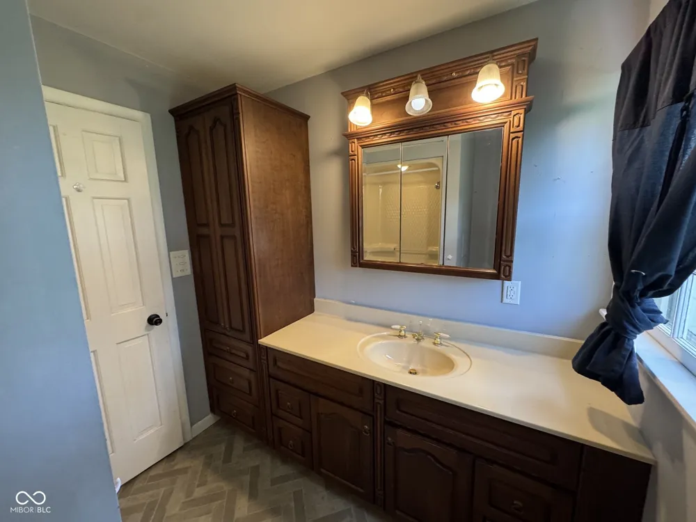 313 S 32nd Street Terre Haute, IN 47803