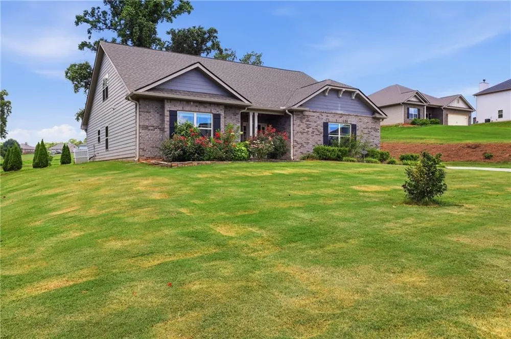 5911 Wauka Valley Pass Clermont, GA 30527