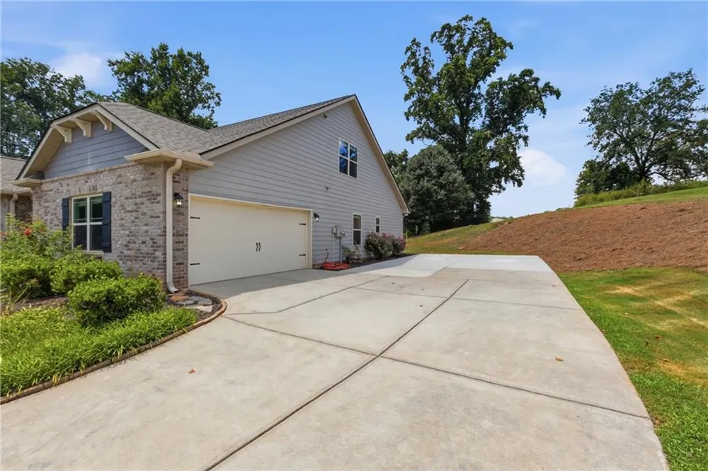 5911 Wauka Valley Pass Clermont, GA 30527
