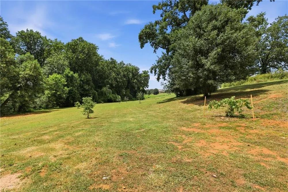 5911 Wauka Valley Pass Clermont, GA 30527