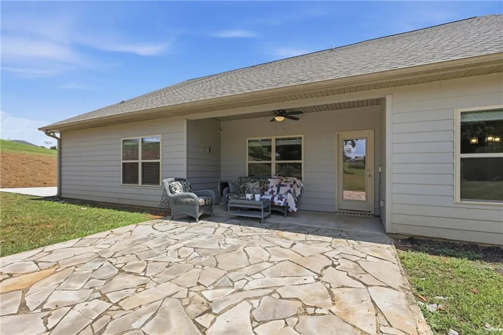 5911 Wauka Valley Pass Clermont, GA 30527