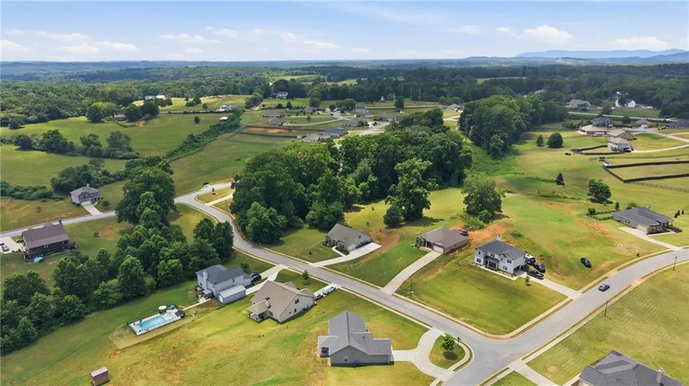 5911 Wauka Valley Pass Clermont, GA 30527