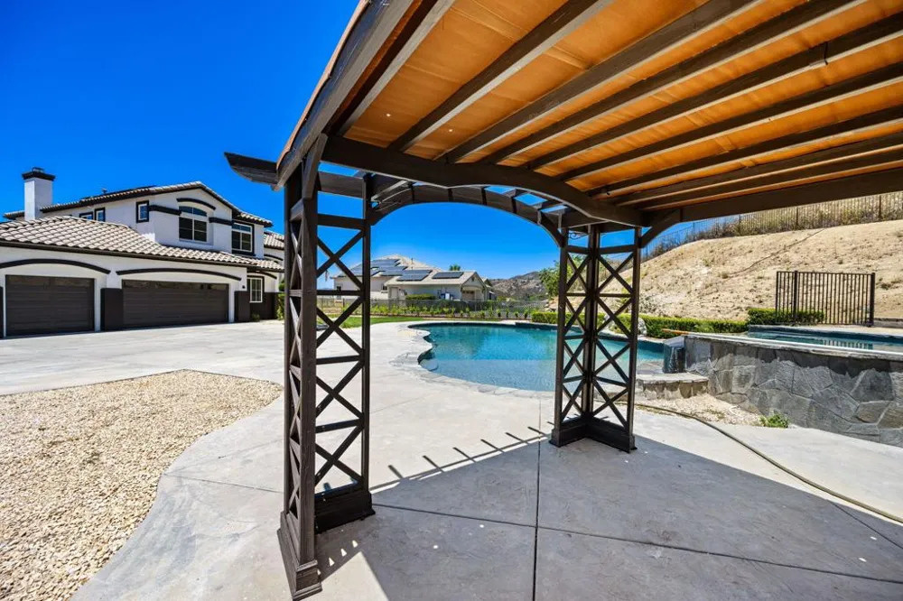 13435 Canyon Crest Road Yucaipa, CA 92399