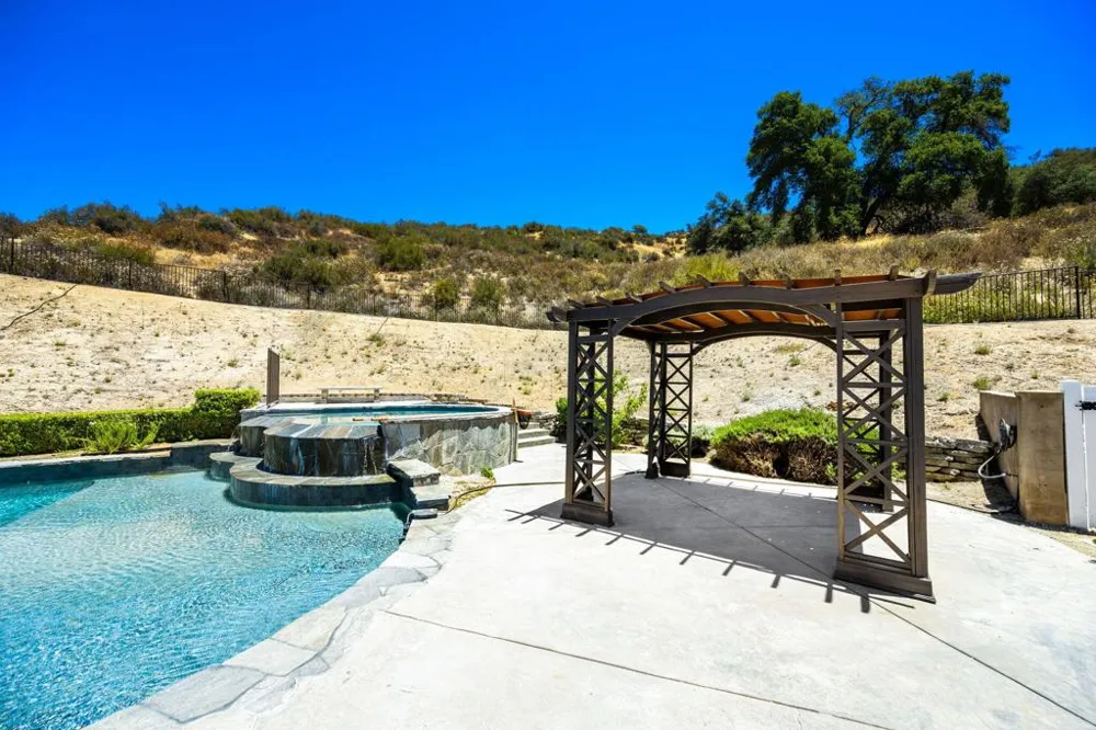 13435 Canyon Crest Road Yucaipa, CA 92399