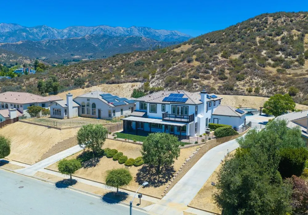 13435 Canyon Crest Road Yucaipa, CA 92399