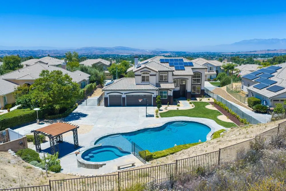 13435 Canyon Crest Road Yucaipa, CA 92399