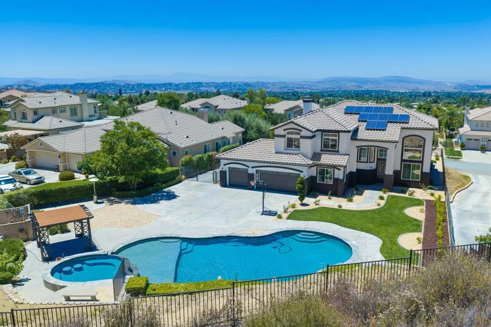 13435 Canyon Crest Road Yucaipa, CA 92399