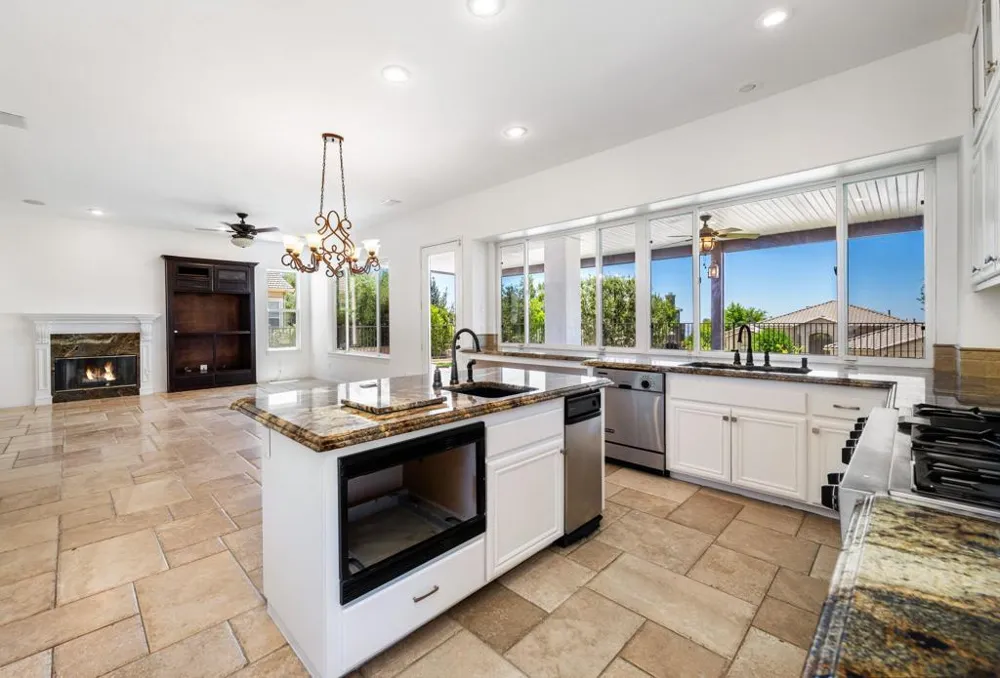 13435 Canyon Crest Road Yucaipa, CA 92399