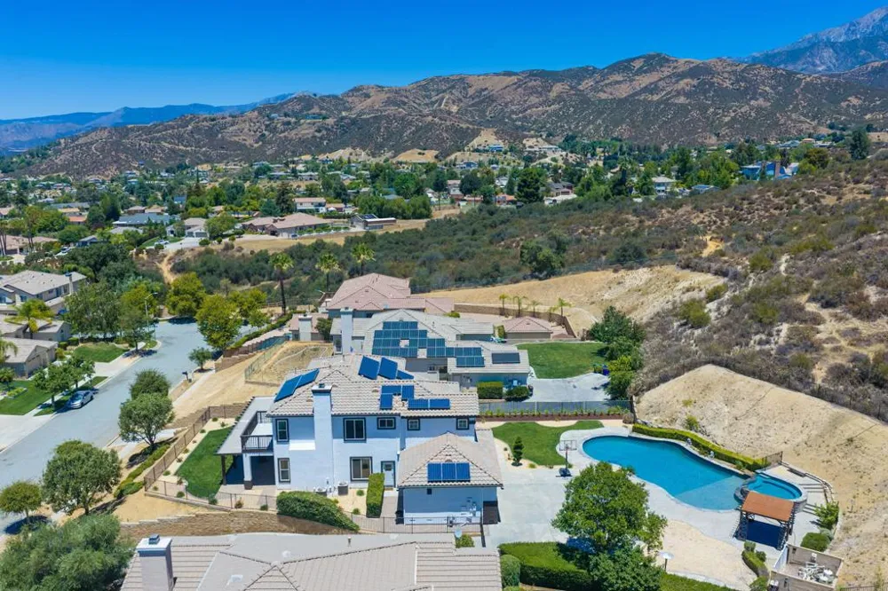 13435 Canyon Crest Road Yucaipa, CA 92399