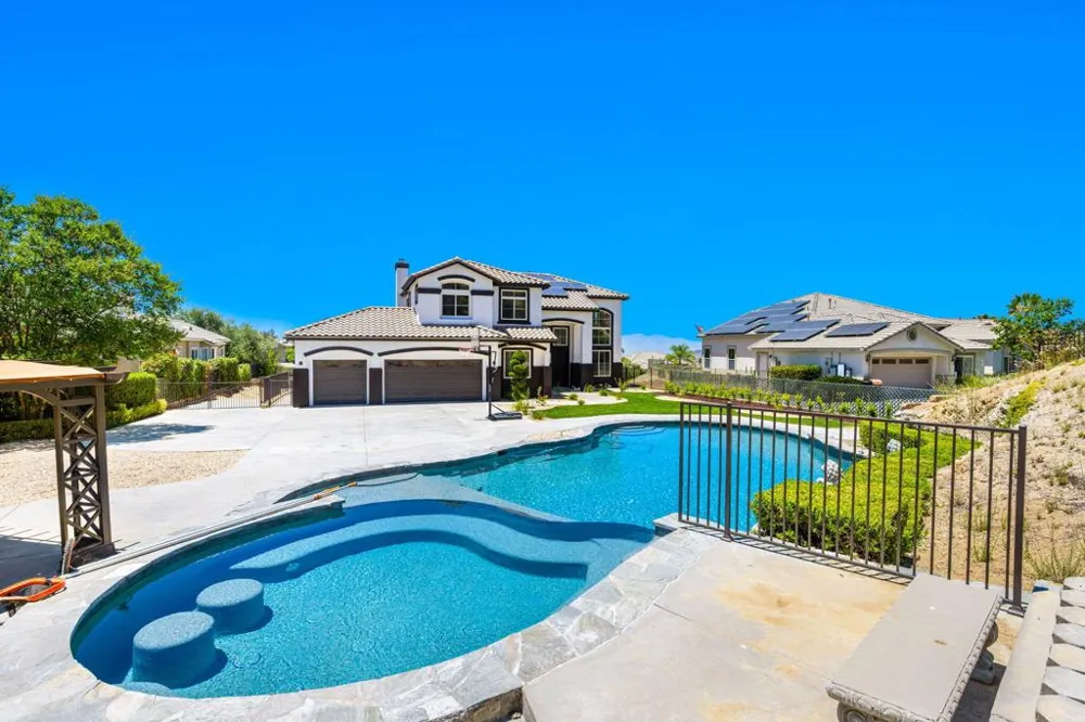 13435 Canyon Crest Road Yucaipa, CA 92399