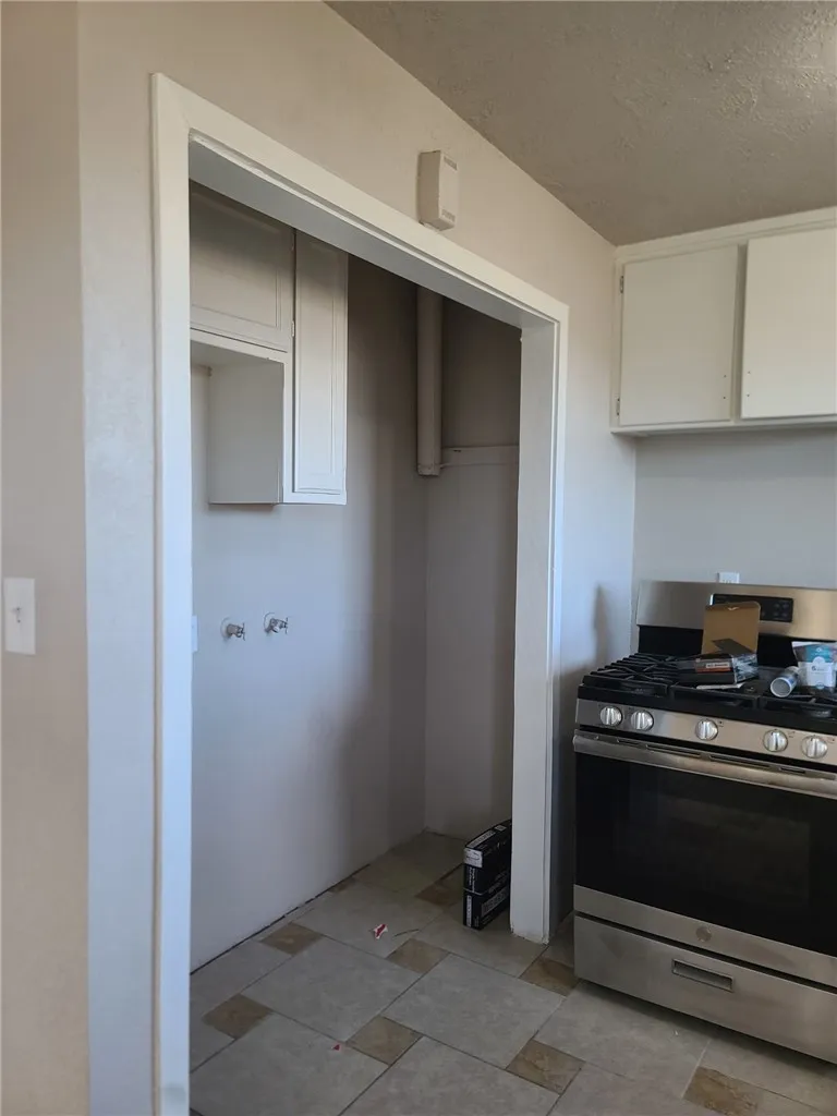 1012 E Navajo Barstow, CA 92311