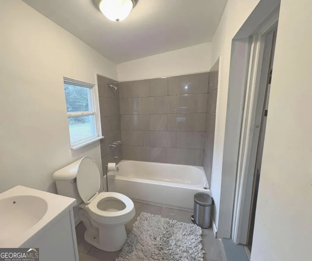 11817 Ga Highway 99 Darien, GA 31305