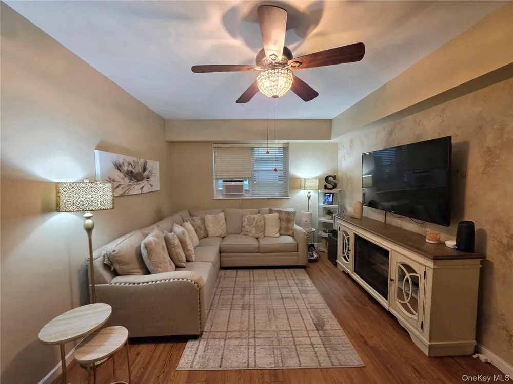 518 Beach 139th Street #A6 Belle Harbor, NY 11694