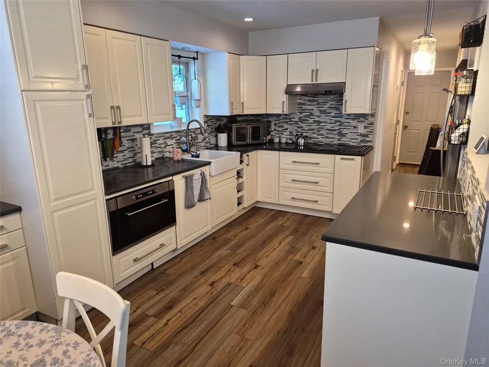 1128 Ocean Avenue Medford, NY 11763