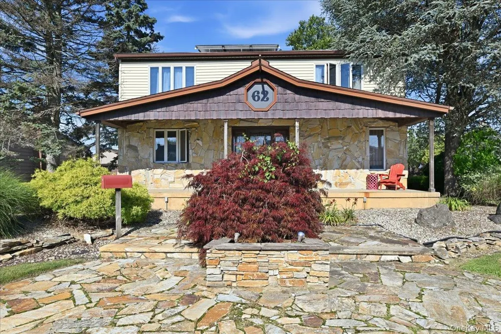 62 Linden Boulevard Hicksville, NY 11801