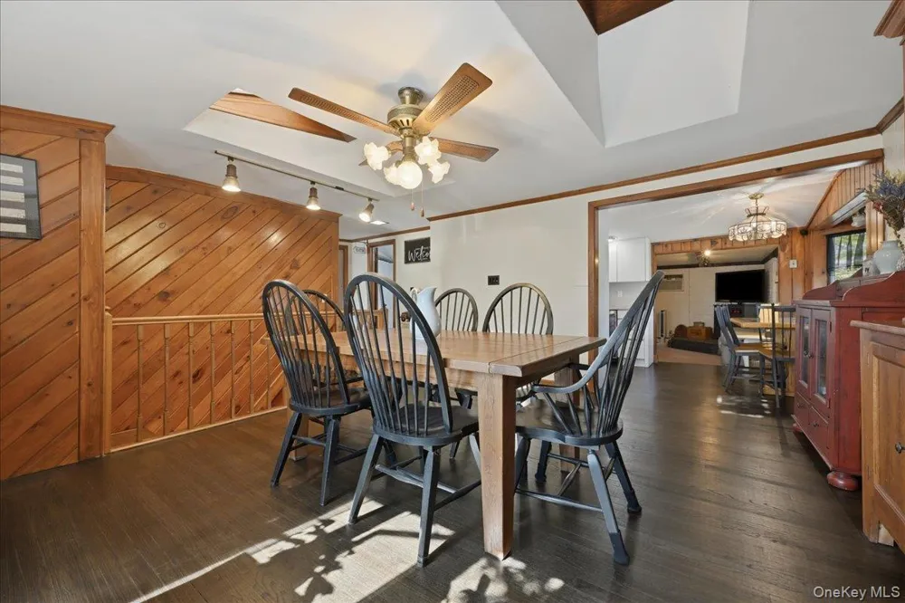 62 Linden Boulevard Hicksville, NY 11801