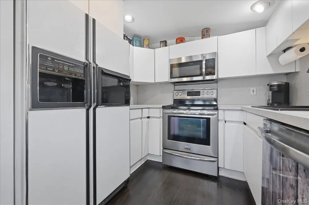62 Linden Boulevard Hicksville, NY 11801