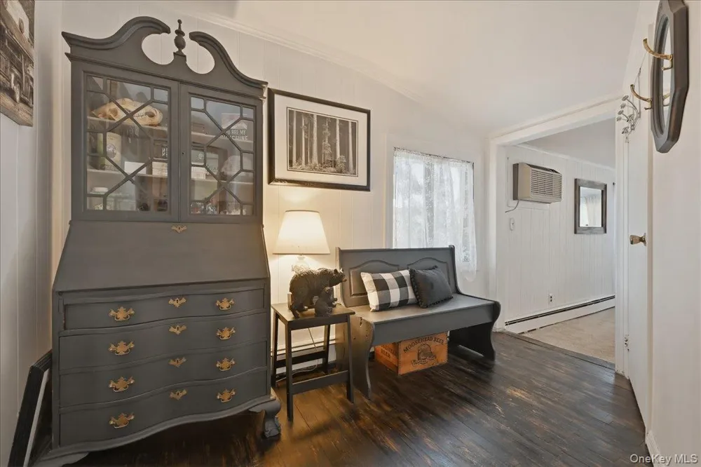 62 Linden Boulevard Hicksville, NY 11801