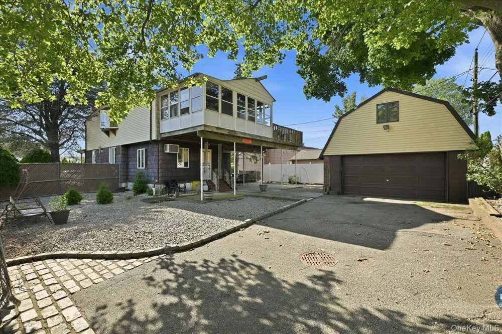 62 Linden Boulevard Hicksville, NY 11801