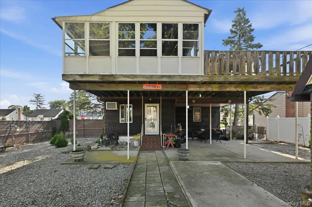 62 Linden Boulevard Hicksville, NY 11801