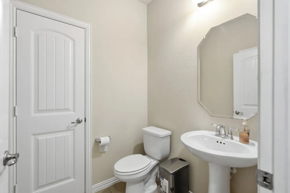 3052 Seabrook Drive Little Elm, TX 75068