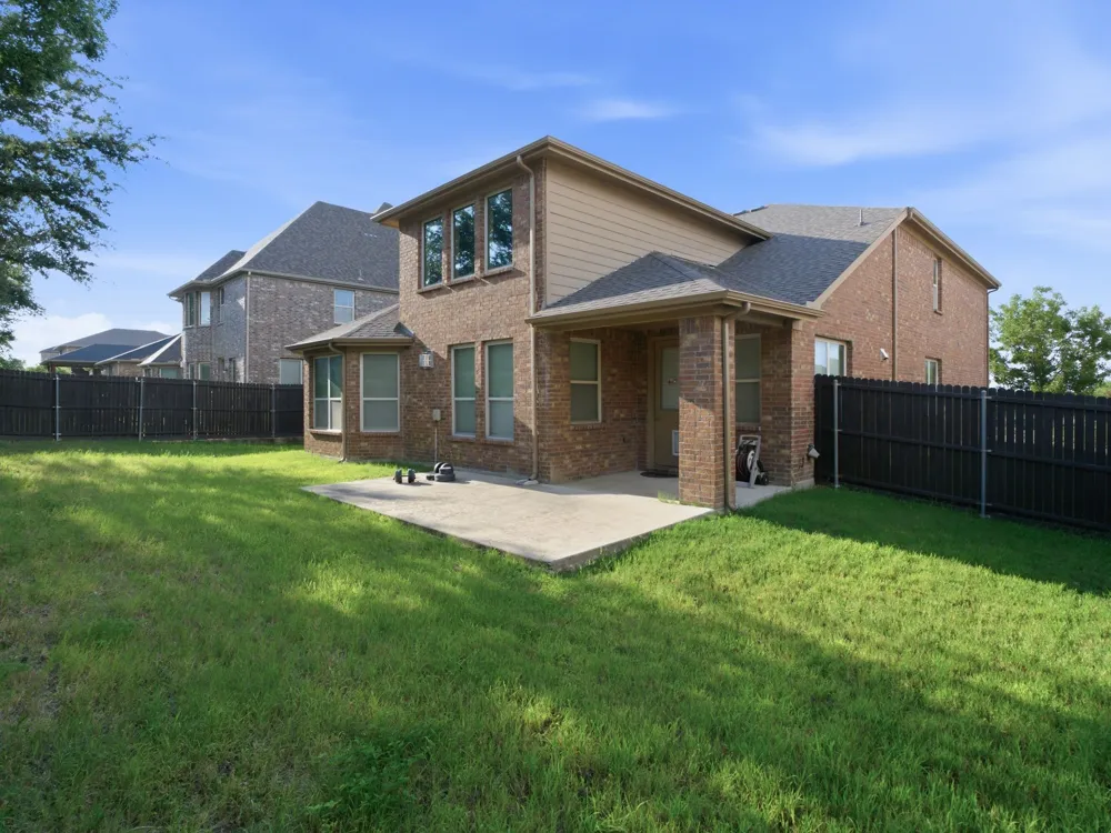 3052 Seabrook Drive Little Elm, TX 75068