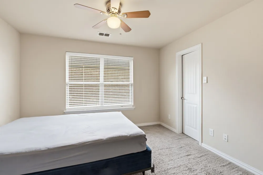 3052 Seabrook Drive Little Elm, TX 75068