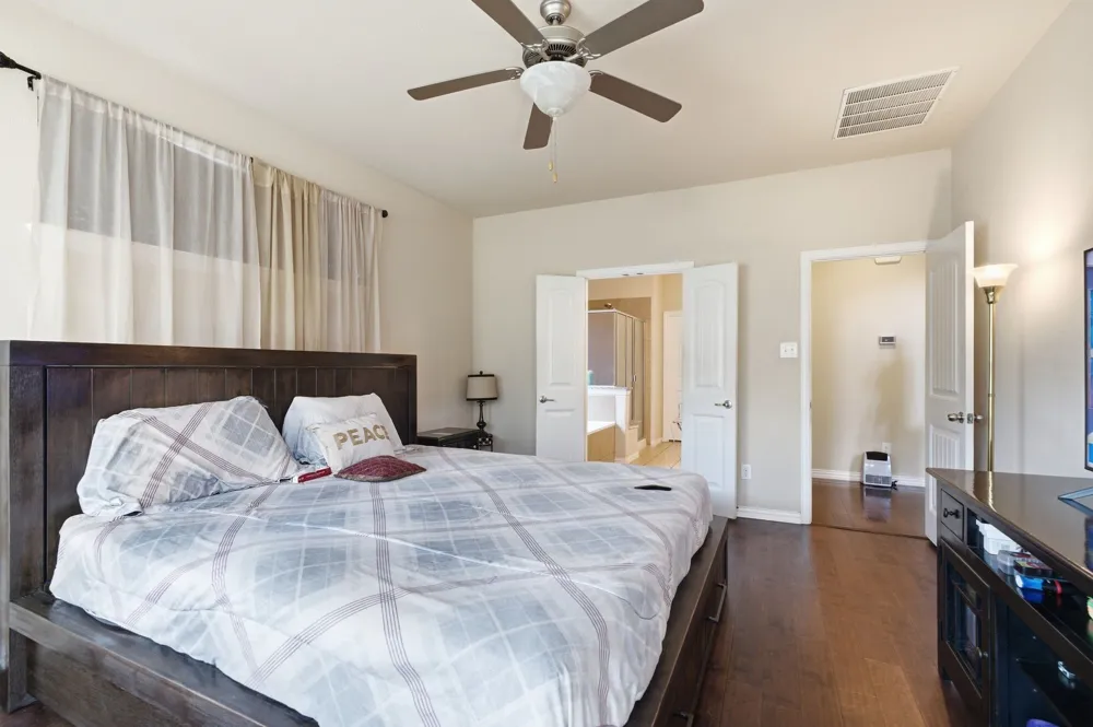 3052 Seabrook Drive Little Elm, TX 75068