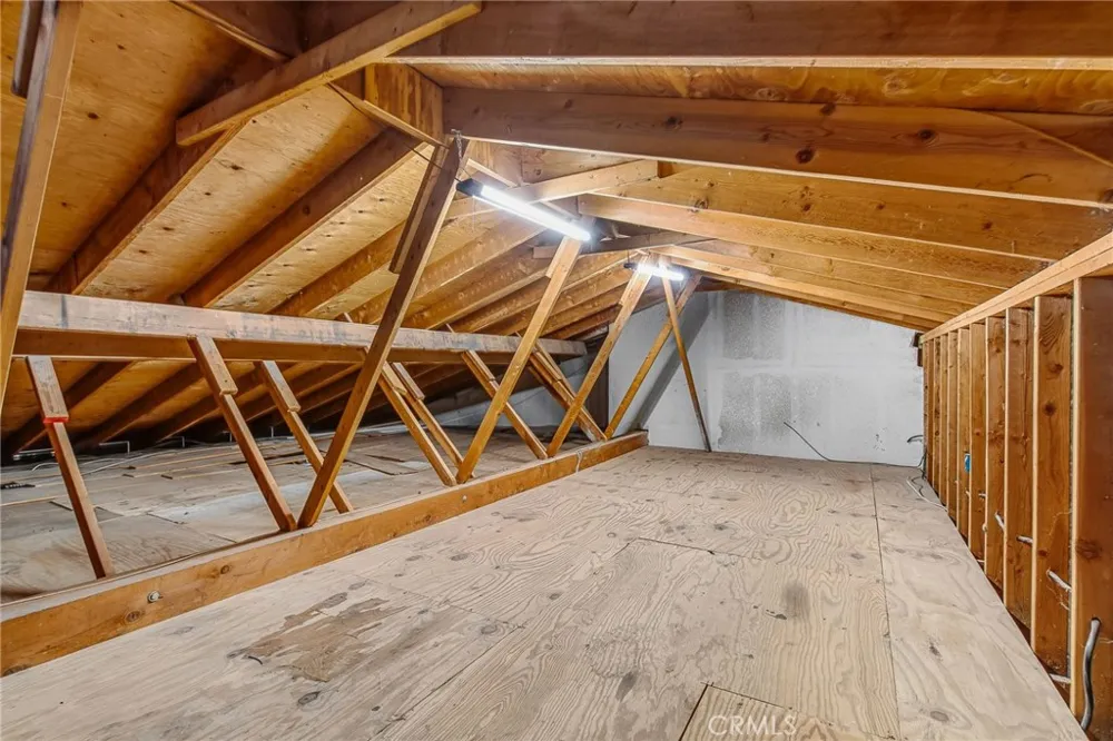 23584 Brook Canyon Lake, CA 92587