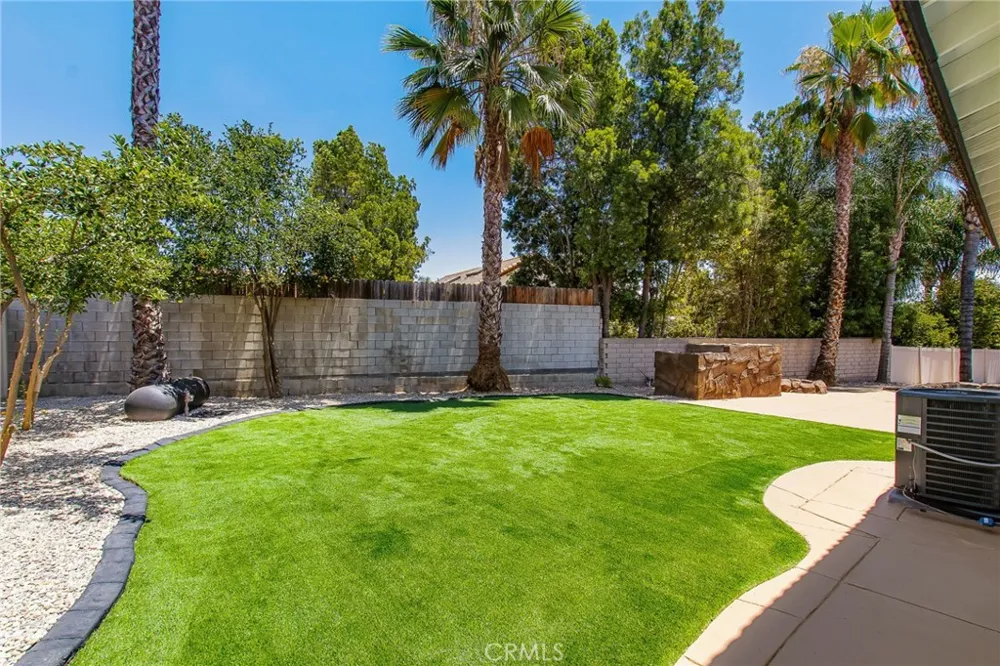 23584 Brook Canyon Lake, CA 92587