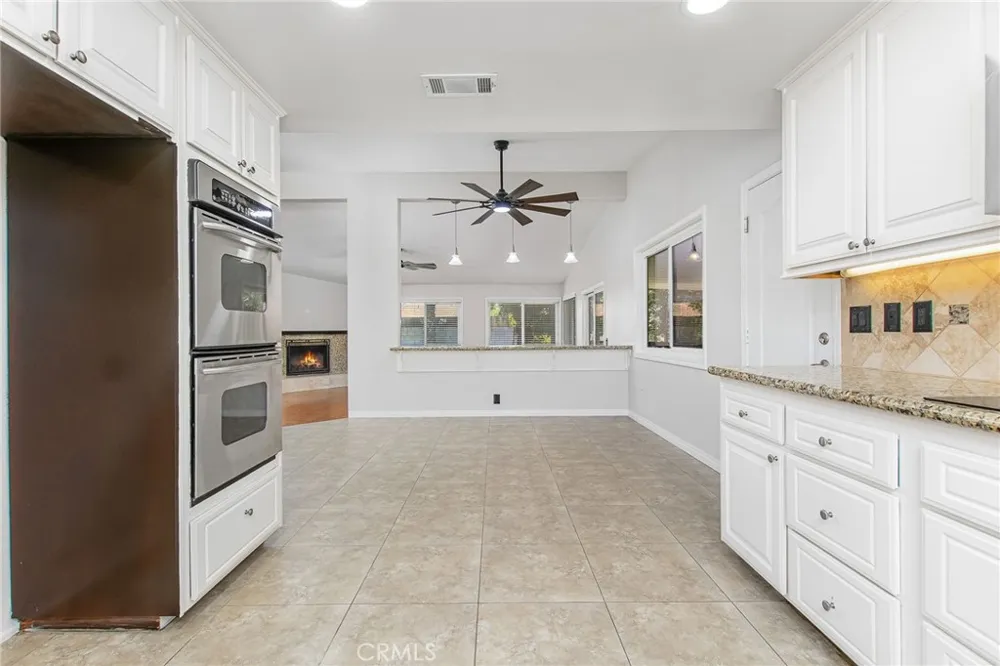 23584 Brook Canyon Lake, CA 92587