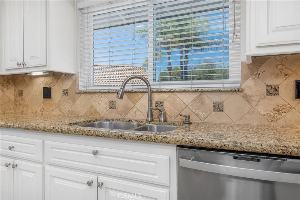 23584 Brook Canyon Lake, CA 92587