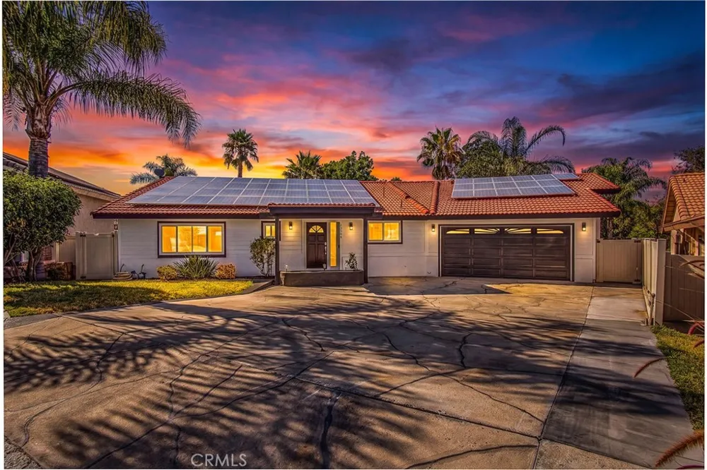 23584 Brook Canyon Lake, CA 92587