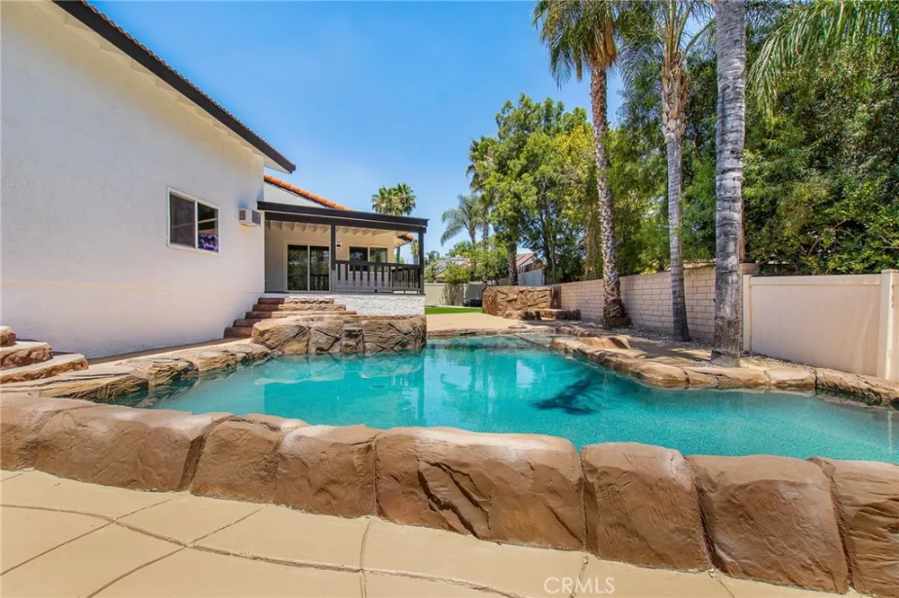 23584 Brook Canyon Lake, CA 92587