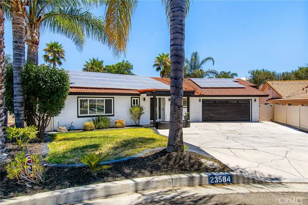 23584 Brook Canyon Lake, CA 92587