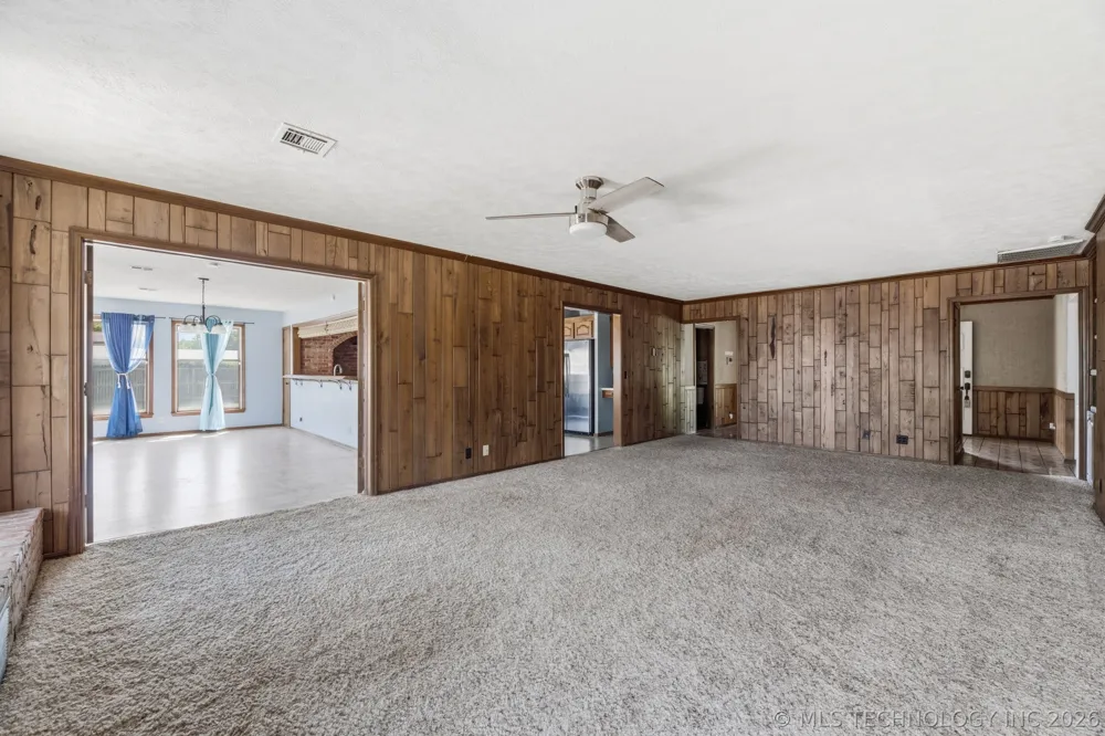 4000 Lakeview Drive Bartlesville, OK 74006