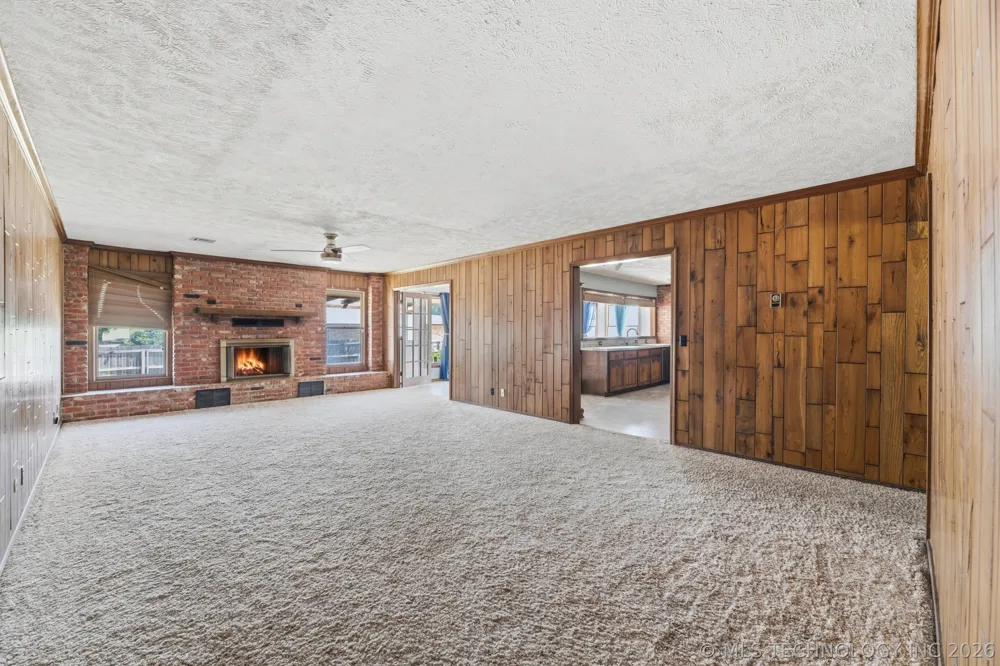 4000 Lakeview Drive Bartlesville, OK 74006