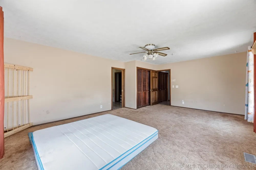 4000 Lakeview Drive Bartlesville, OK 74006