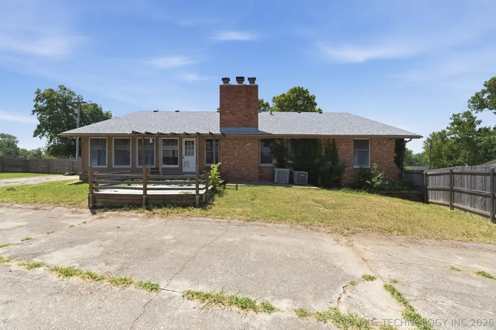 4000 Lakeview Drive Bartlesville, OK 74006