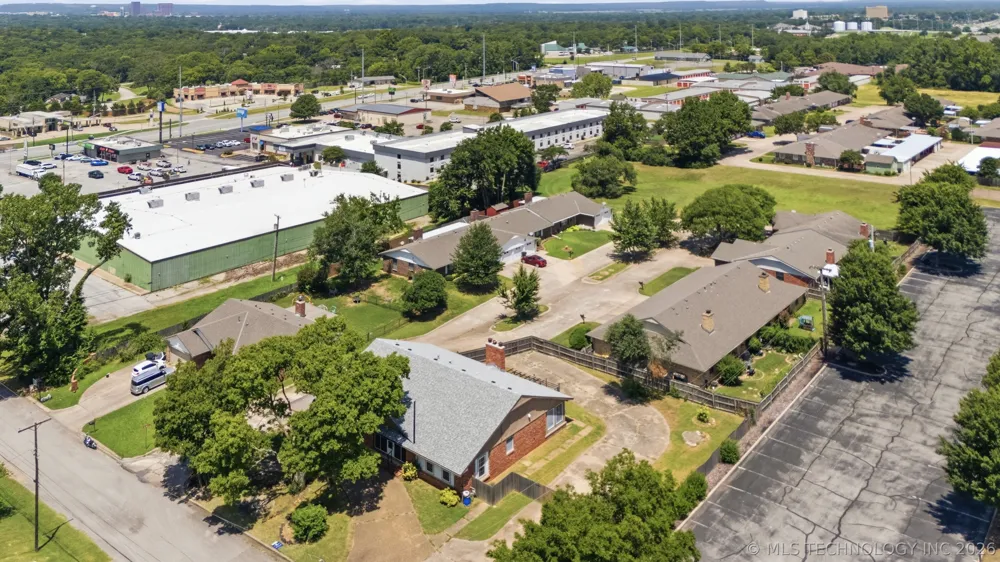 4000 Lakeview Drive Bartlesville, OK 74006
