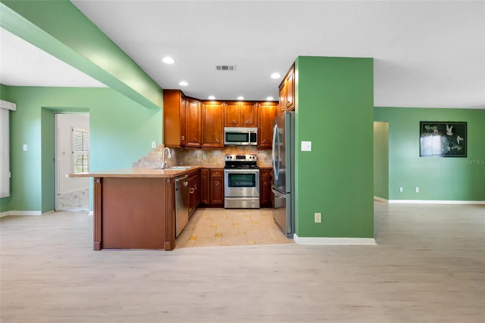 8440 BRENTWOOD ROAD Seminole, FL 33777